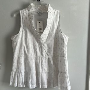 Crown & Ivy sleeveless blouse NWT